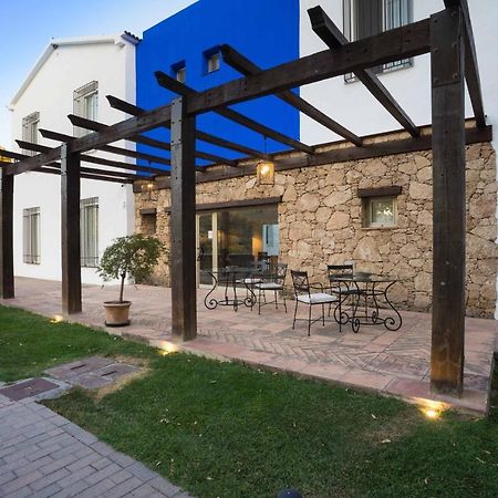 Las Aguas del Arbuniel con Pista de Pádel Exterior foto